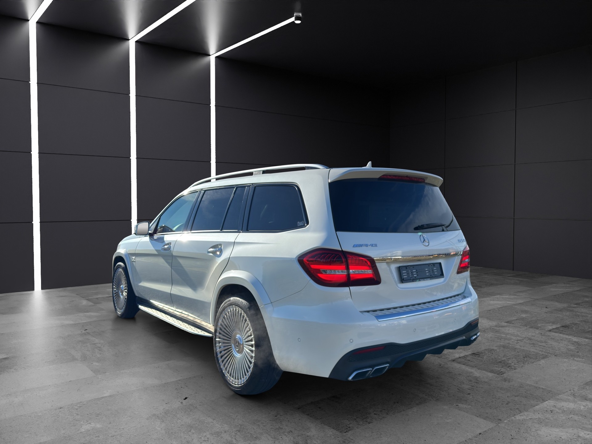 MERCEDES-BENZ GLS 63 AMG *ohne OPF*-image-4