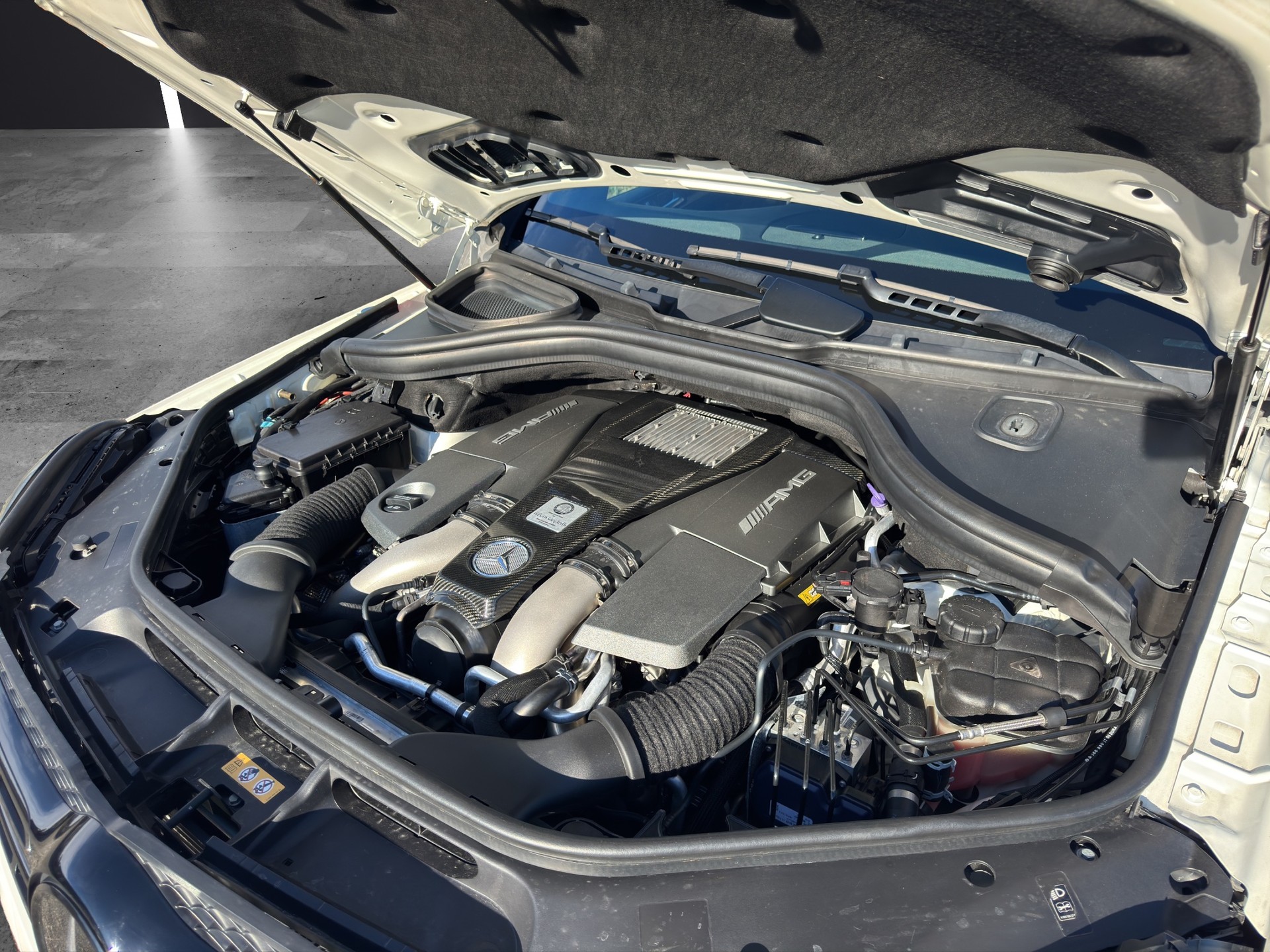MERCEDES-BENZ GLS 63 AMG *ohne OPF*-image-14