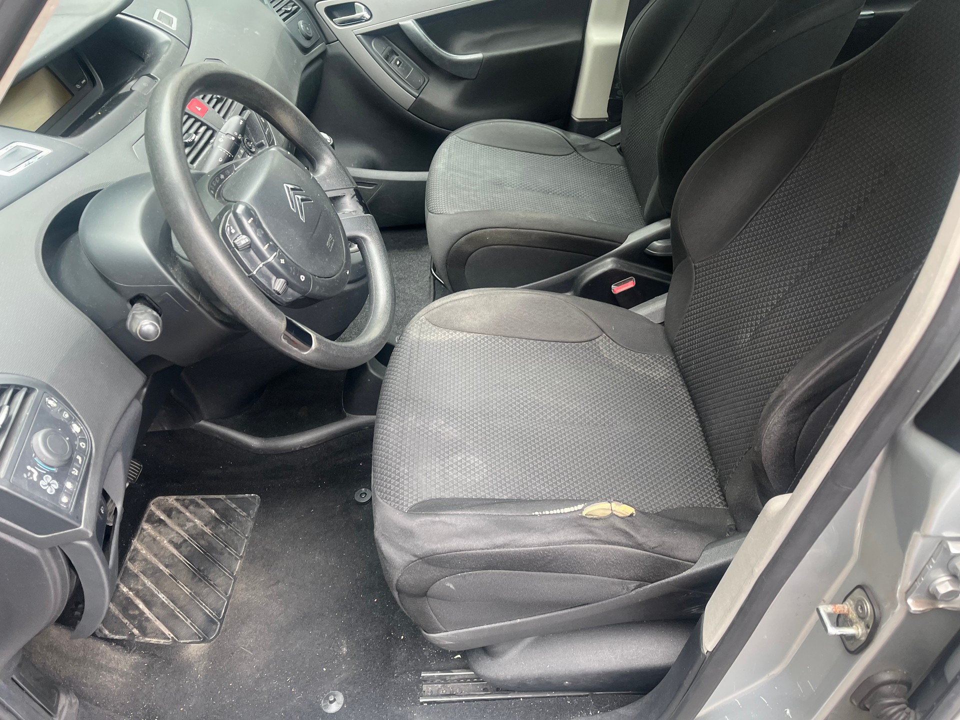 CITROEN Grand C4 Picasso 1.6i 16V X+-image-11