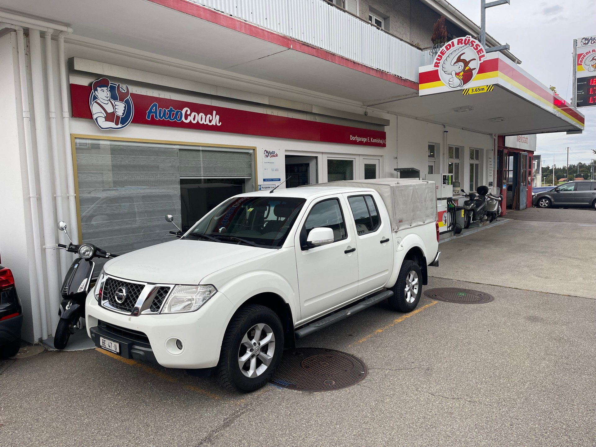 NISSAN Navara Double Cab LE 2.5 dCi 4WD LB Automat