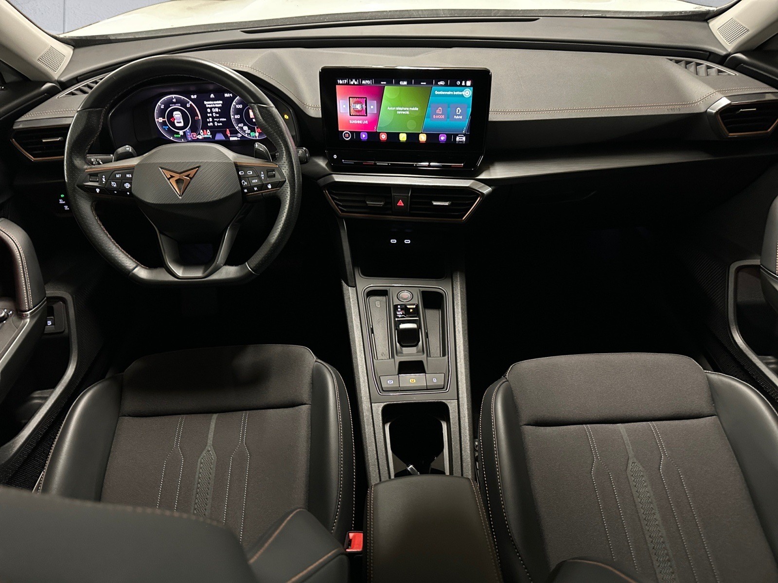 CUPRA Formentor 1.4 e-HYBRID PHEV DSG / Full Link / Caméra de recul / Sièges Bullet Electriques-image-9