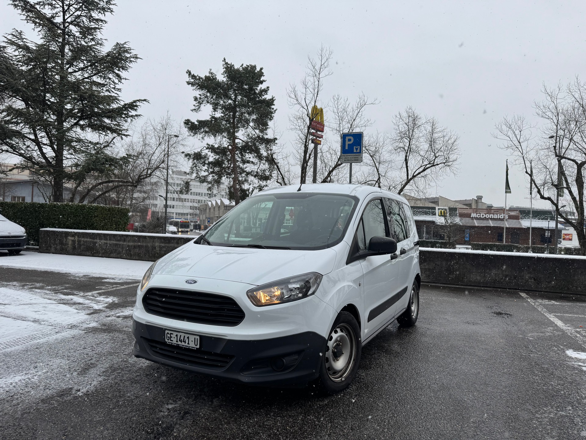 FORD Transit Courier Combi 1.0 EcoBoost Ambiente