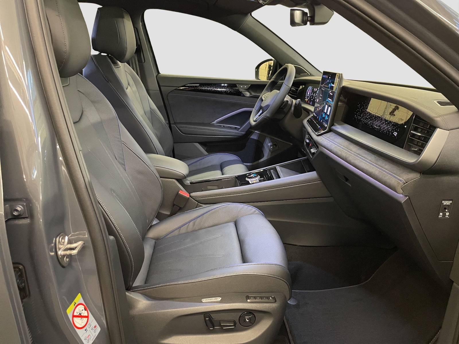 VW Tayron 2.0 TSI R-Line DSG 4Motion-image-13