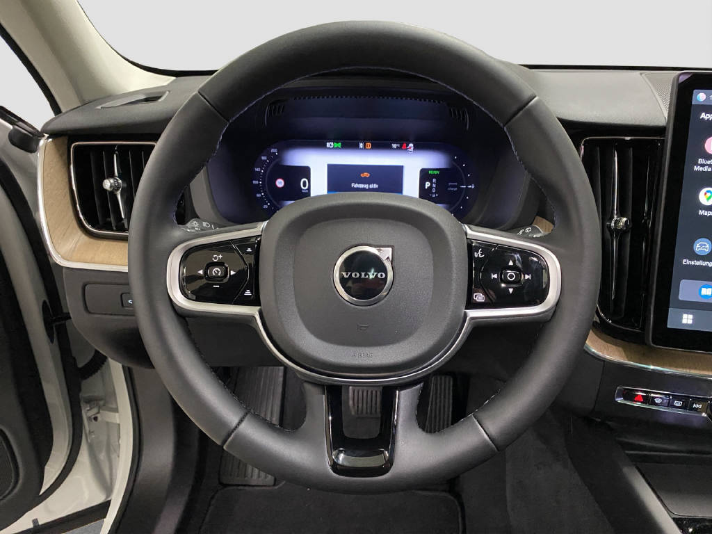 VOLVO XC60 2.0 T6 TE Plus Dark eAWD-image-7