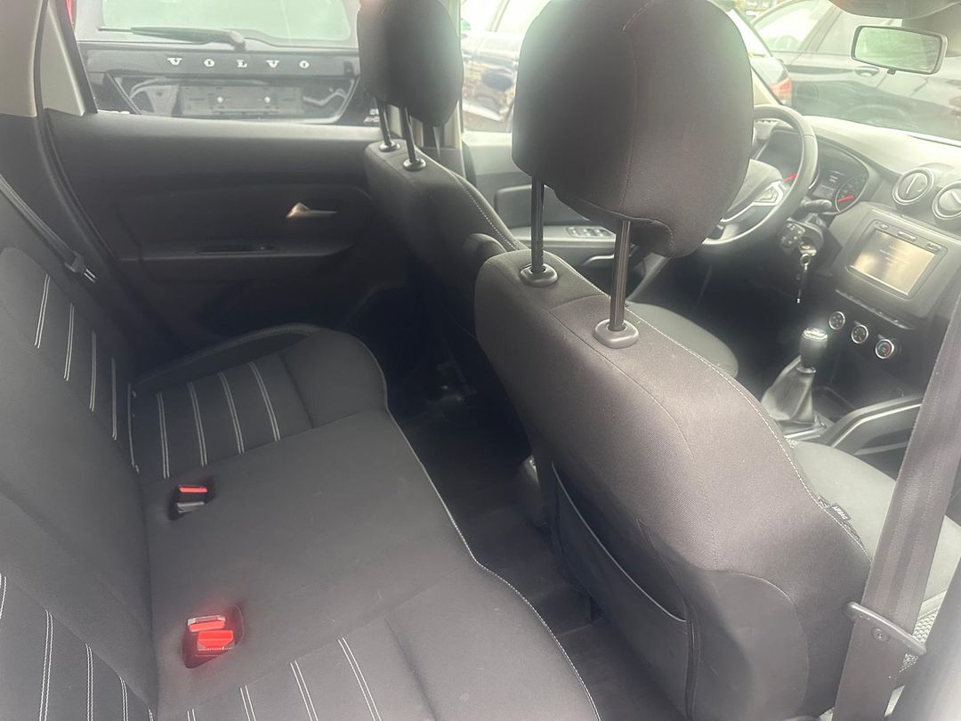 DACIA Duster TCe 125 Prestige 4x4-image-11