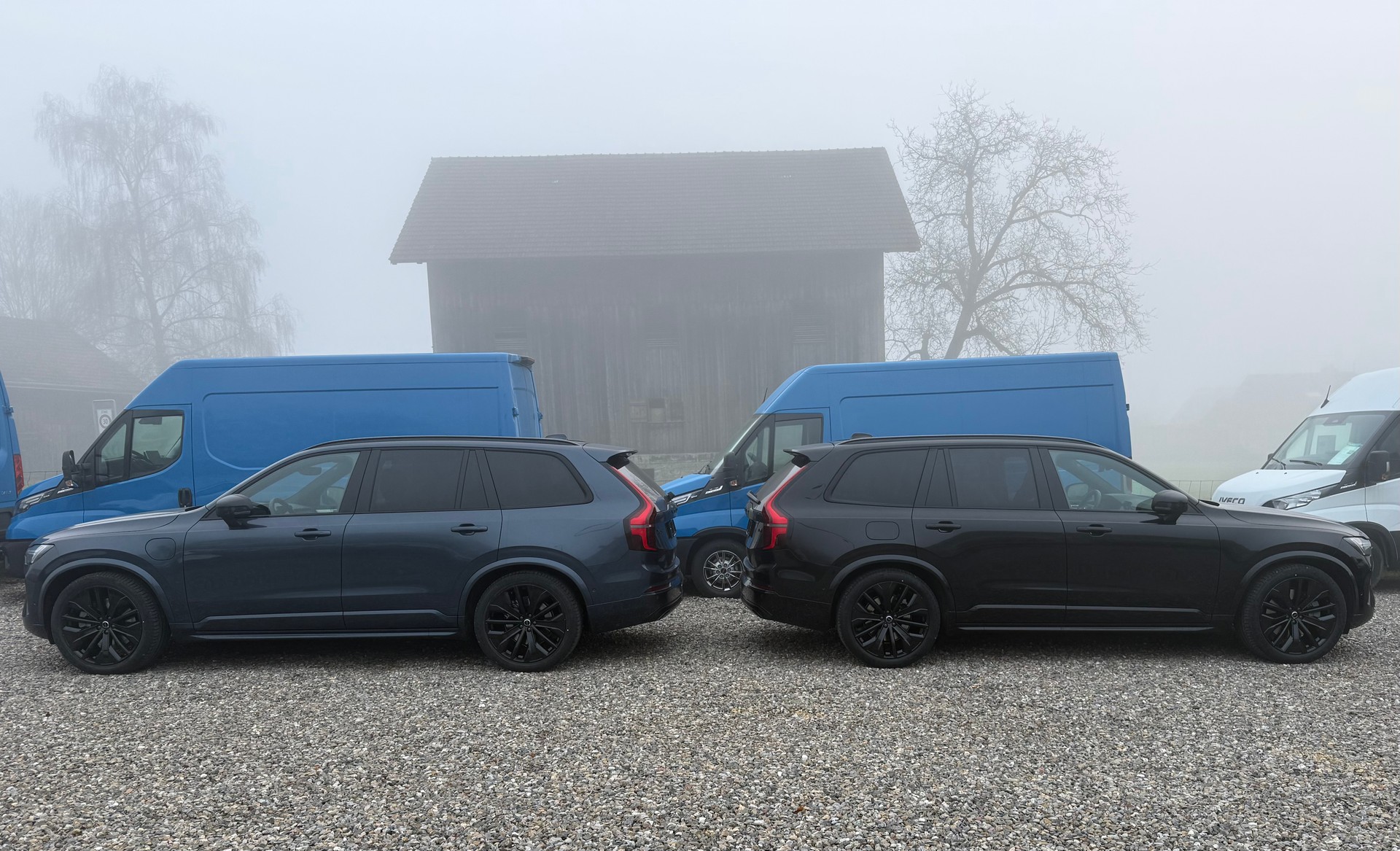 VOLVO XC90 T8 eAWD PluginHybrid Black Edition Geartronic-image-2