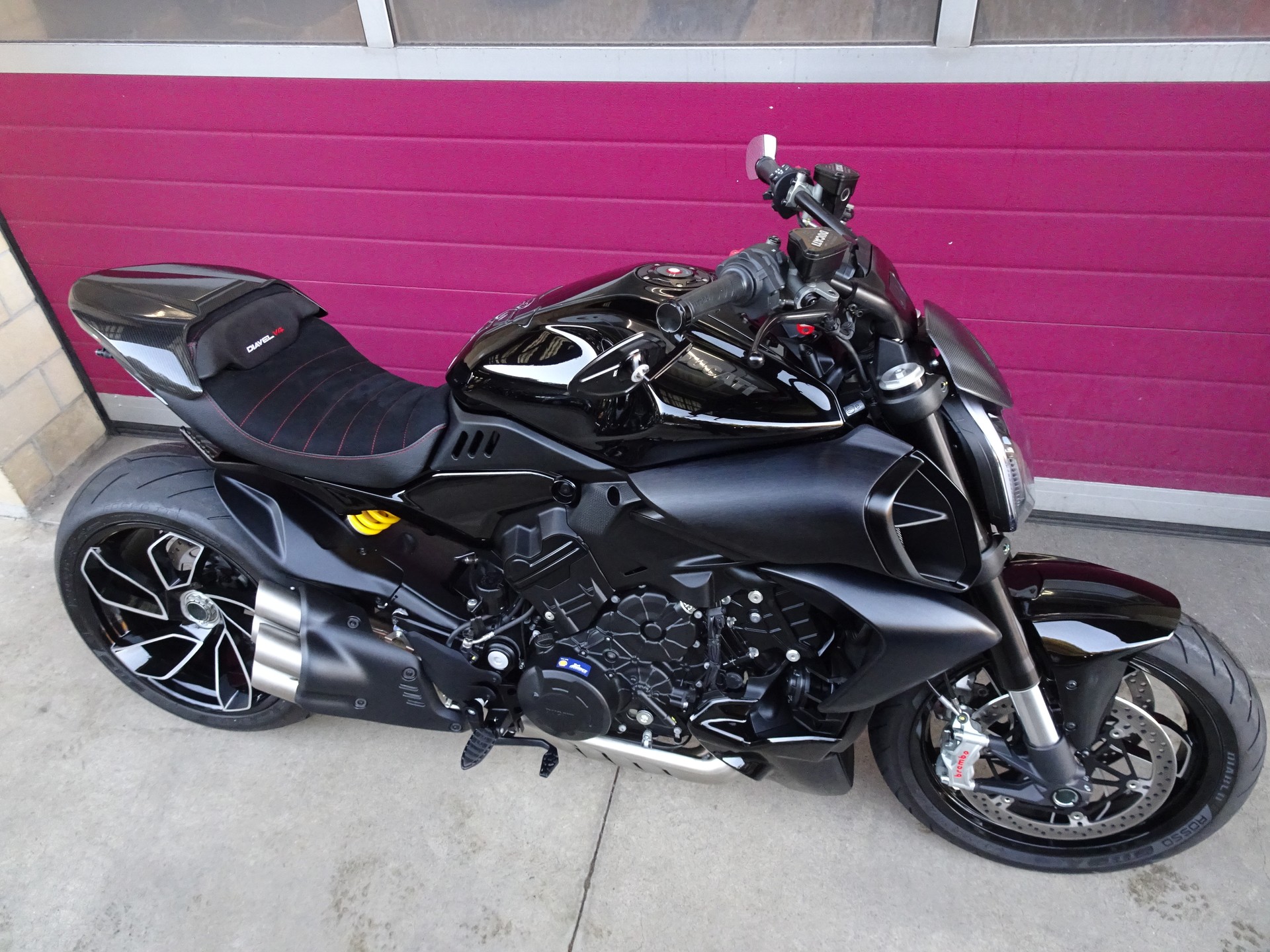 DUCATI Diavel V4-image-15