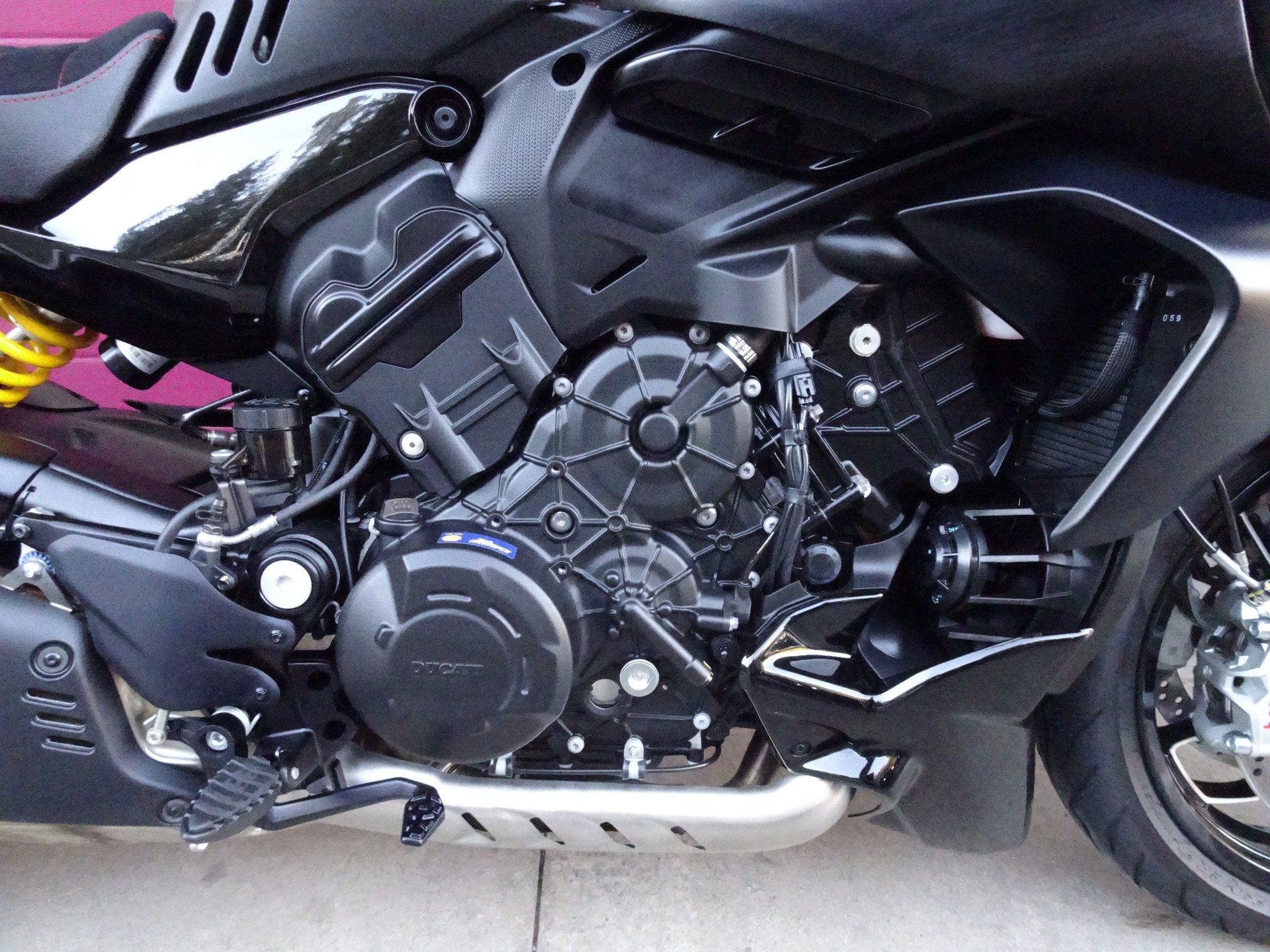 DUCATI Diavel V4-image-9