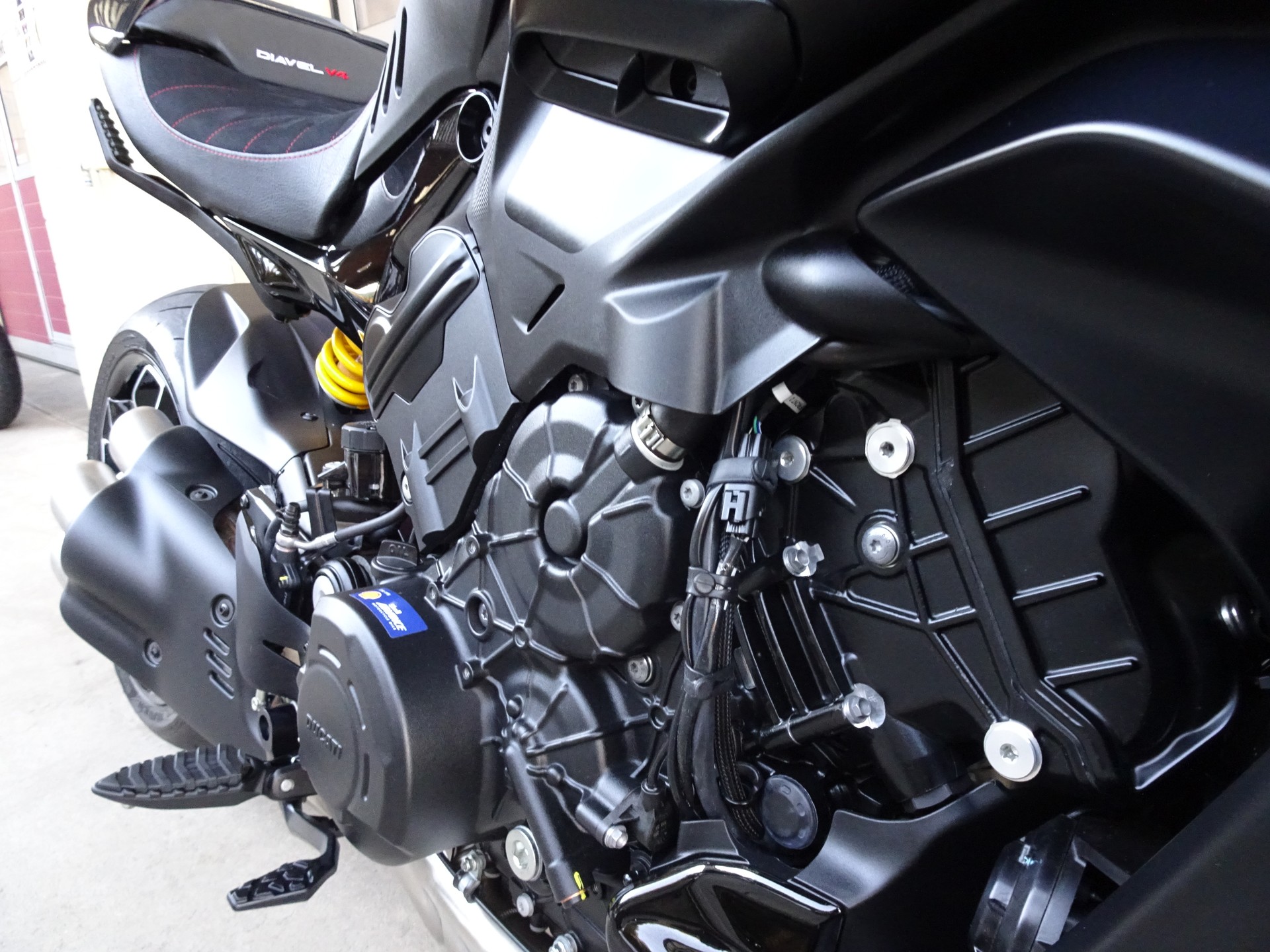 DUCATI Diavel V4-image-13