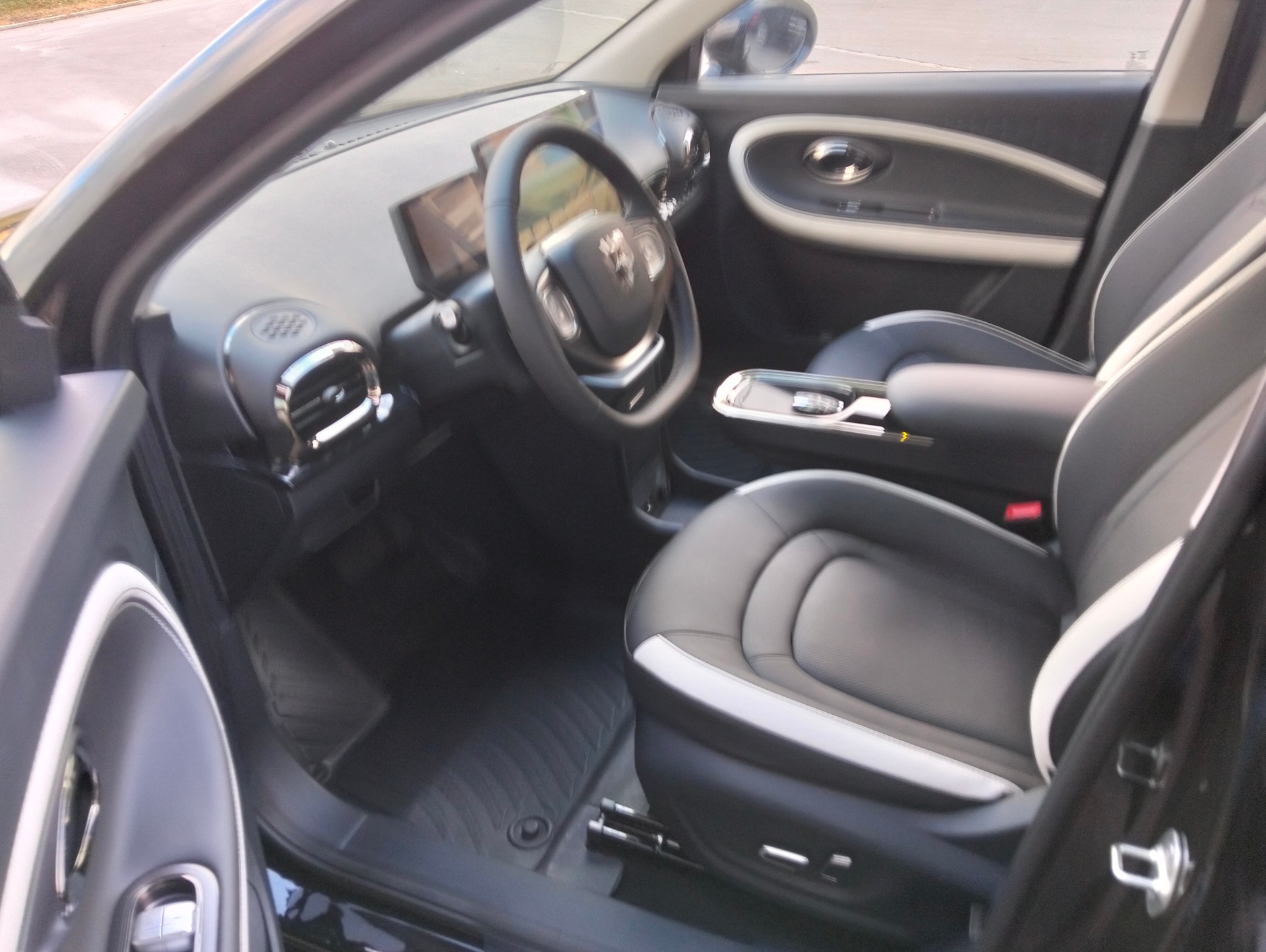 JAC E30X 51 kWh Flagship Pro+-image-2