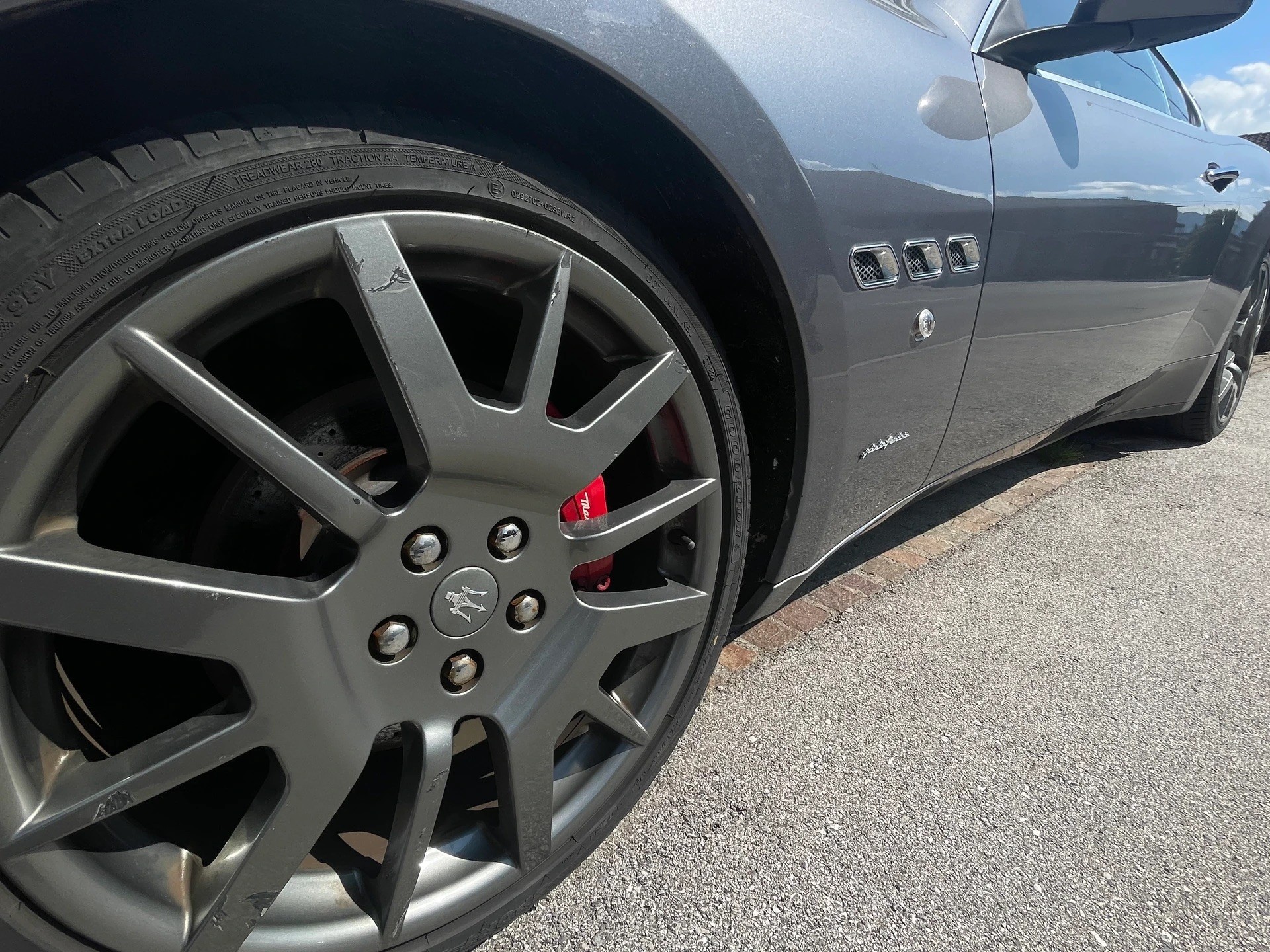MASERATI GranTurismo Automatica-image-8
