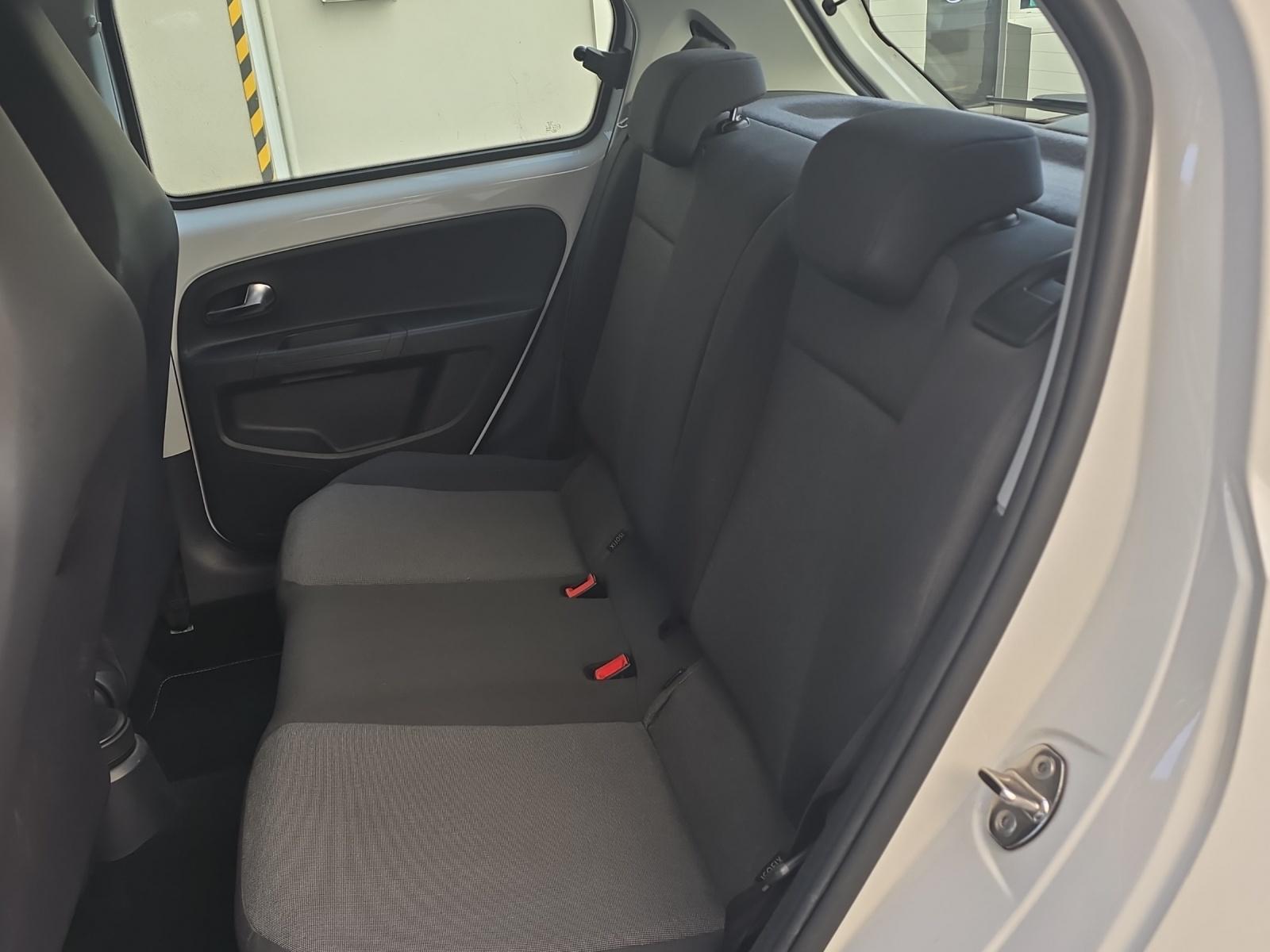 VW Up 1.0 move up ASG-image-7