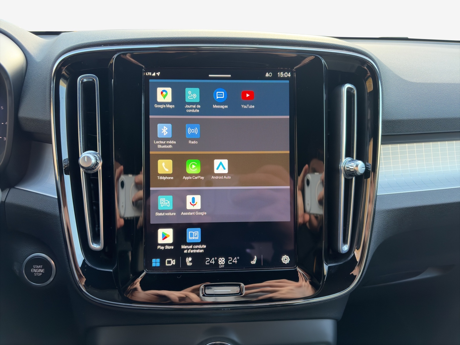 VOLVO XC40 B4 Benzin Mild Hybrid AWD Core DCT-image-14