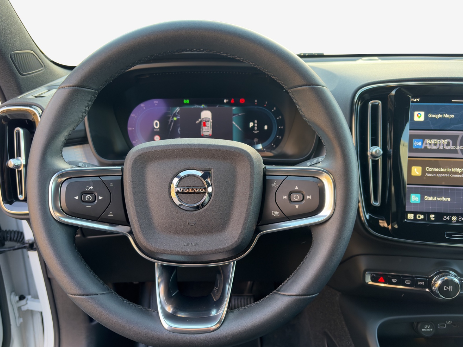 VOLVO XC40 B4 Benzin Mild Hybrid AWD Core DCT-image-9