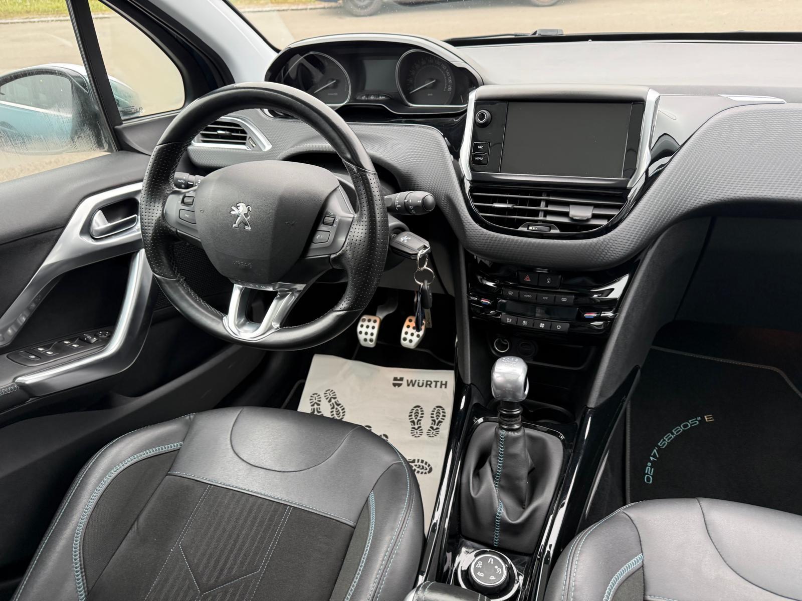 PEUGEOT 2008 1.2 PureTech 130 Crossway S/S-image-10
