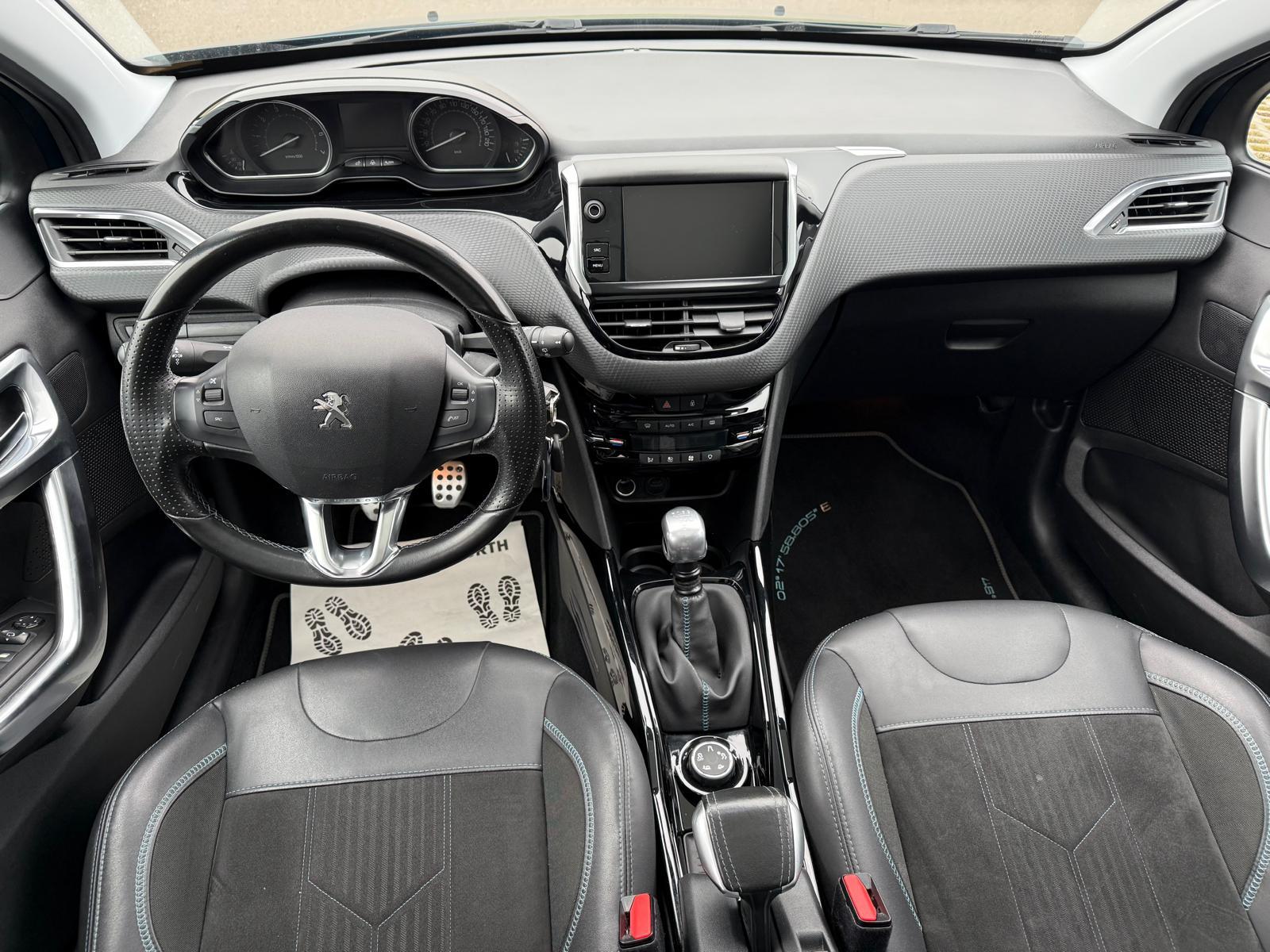 PEUGEOT 2008 1.2 PureTech 130 Crossway S/S-image-8
