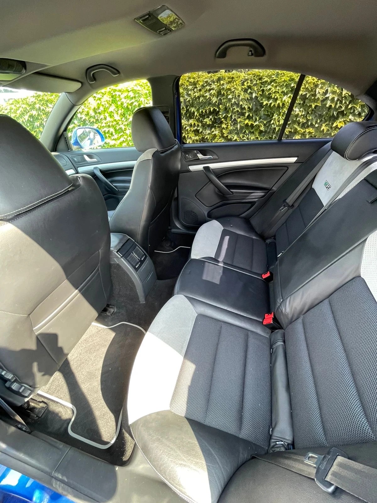 SKODA Octavia 2.0 TSI RS-image-9