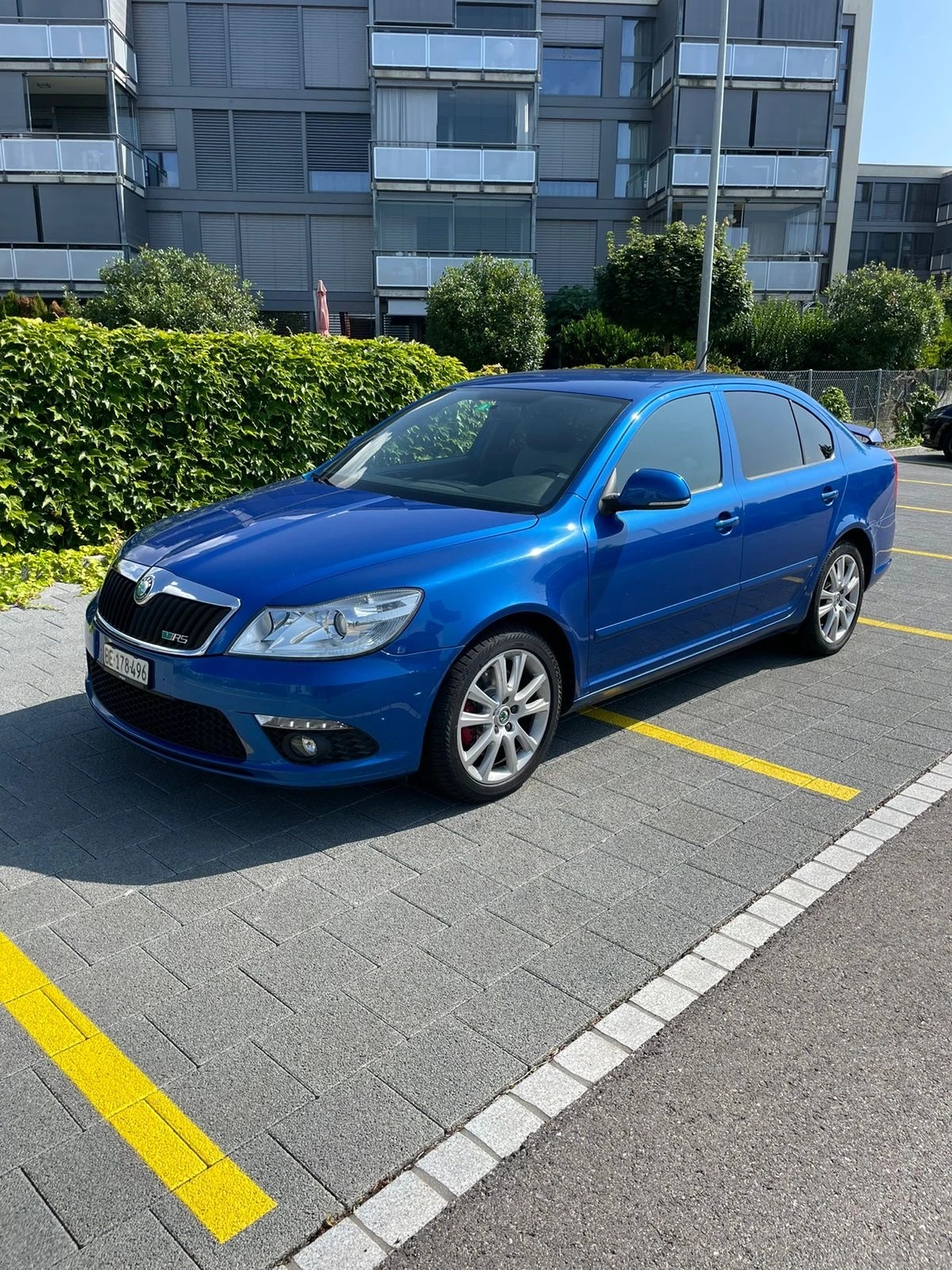 SKODA Octavia 2.0 TSI RS-image-1