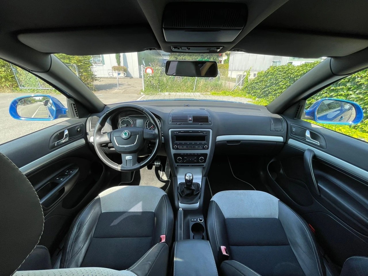 SKODA Octavia 2.0 TSI RS-image-10