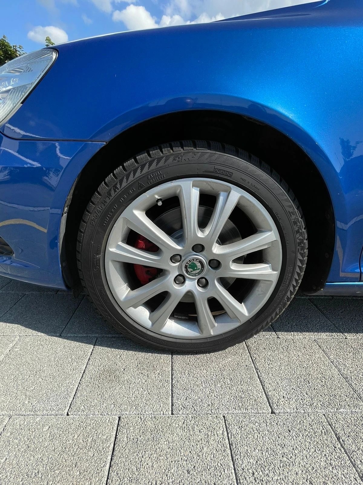 SKODA Octavia 2.0 TSI RS-image-12