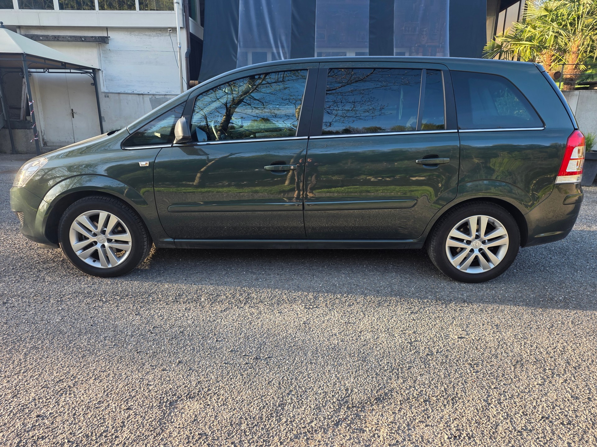 OPEL Zafira 1.6i 16V TP ☆☆☆ Frisch ab MFK ☆☆☆ Sommer- und Winterräder ☆☆☆ Zahnriemen ersetzt ☆☆☆-image-3