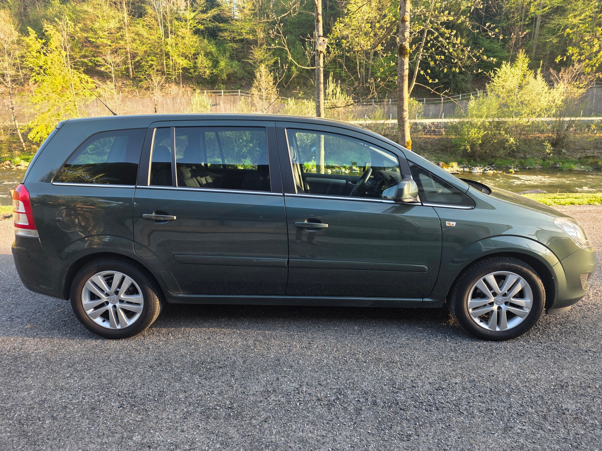 OPEL Zafira 1.6i 16V TP ☆☆☆ Frisch ab MFK ☆☆☆ Sommer- und Winterräder ☆☆☆ Zahnriemen ersetzt ☆☆☆-image-2