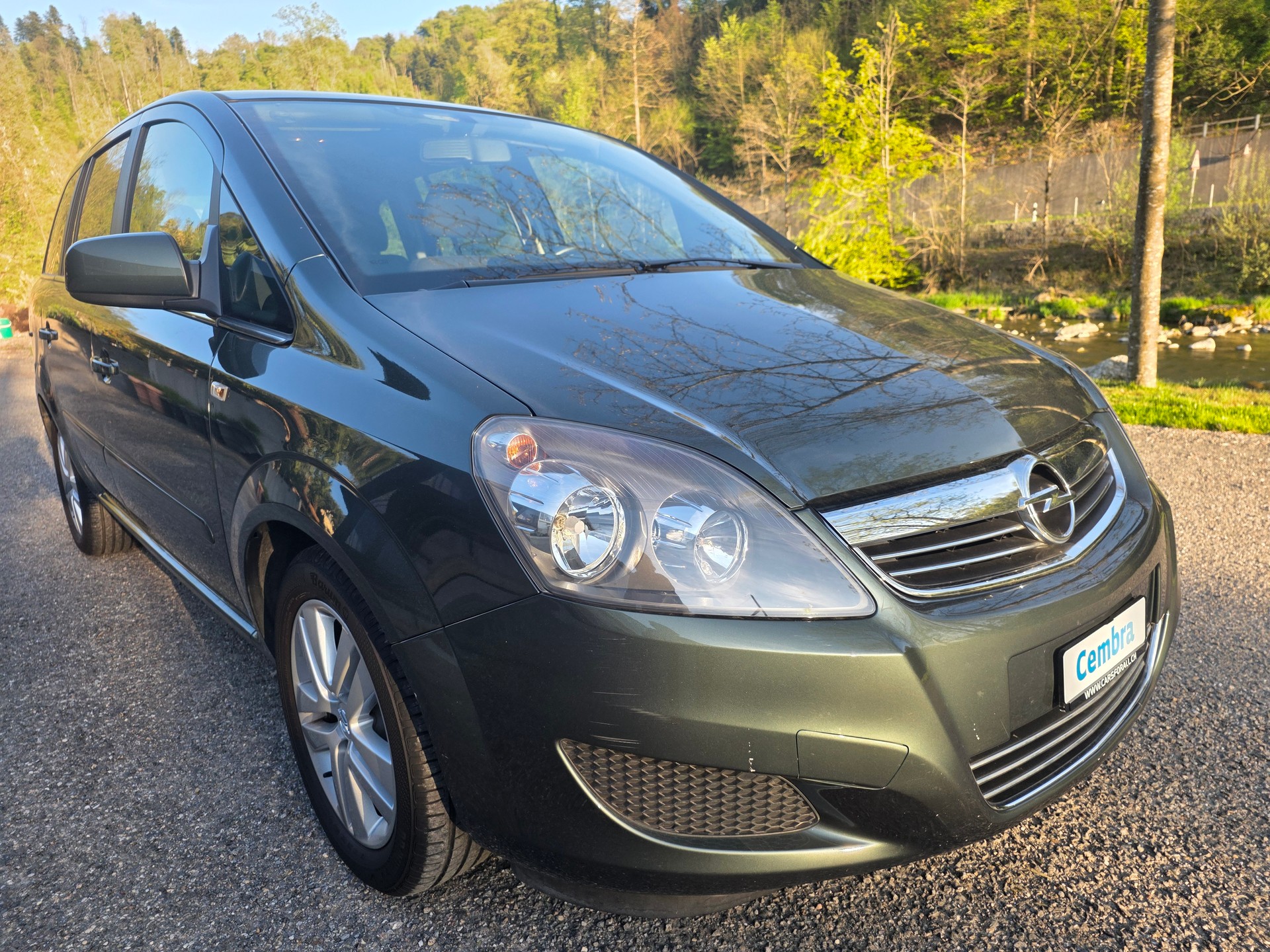 OPEL Zafira 1.6i 16V TP ☆☆☆ Frisch ab MFK ☆☆☆ Sommer- und Winterräder ☆☆☆ Zahnriemen ersetzt ☆☆☆-image-0