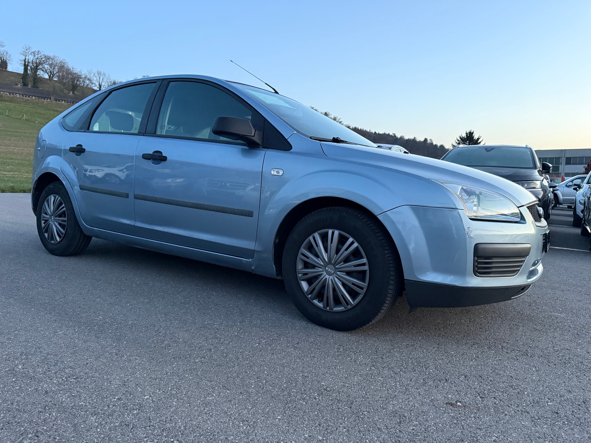 FORD Focus 1.6i Ghia Automatic-image-6