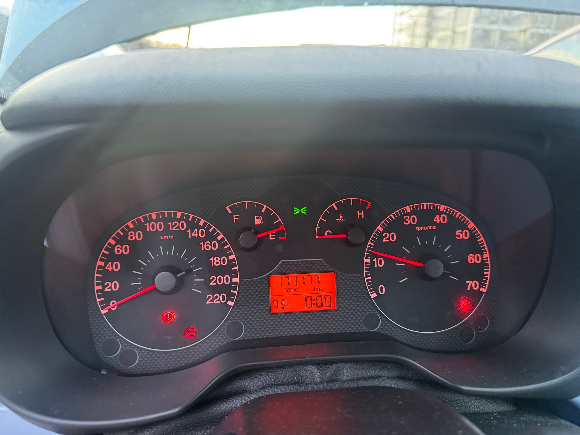 FIAT Punto 1.4 Dynamic-image-9