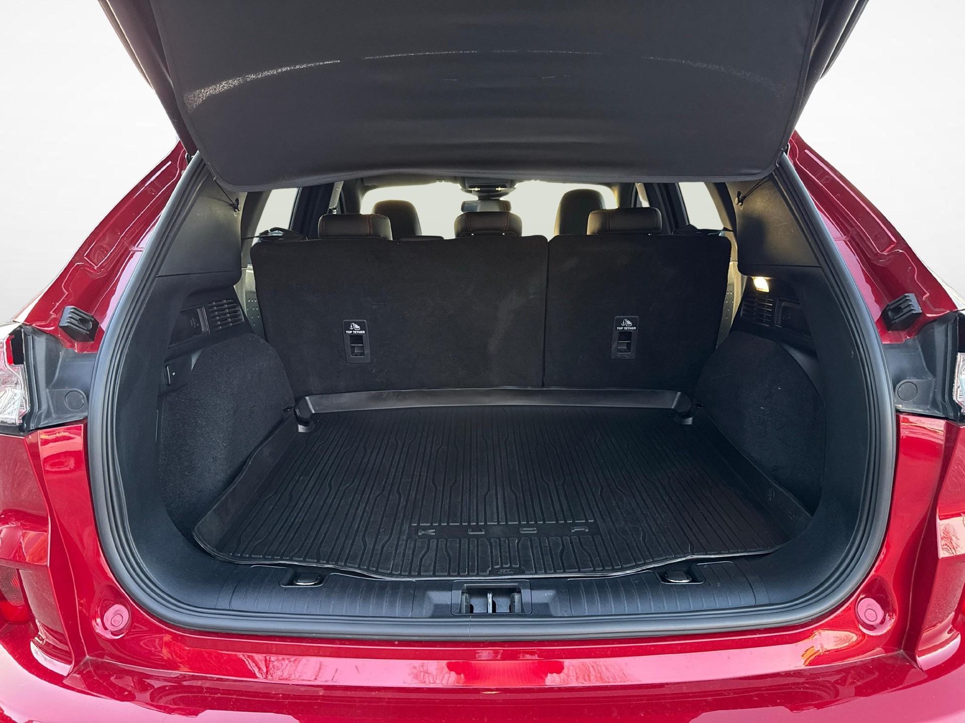 FORD Kuga 2.5 Plug-in Hybrid ST-Line X-image-20