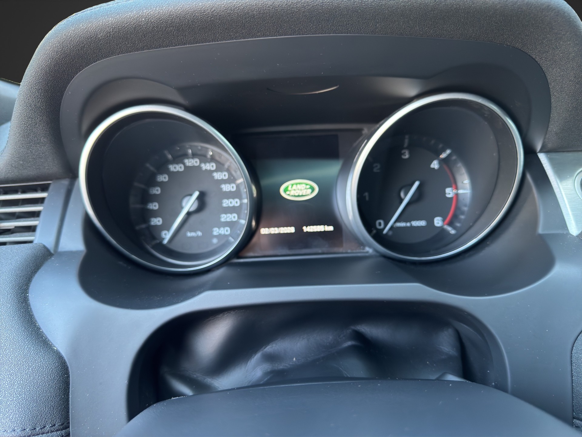 LAND ROVER Range Rover Evoque 2.2 TD4 Pure AT9-image-9
