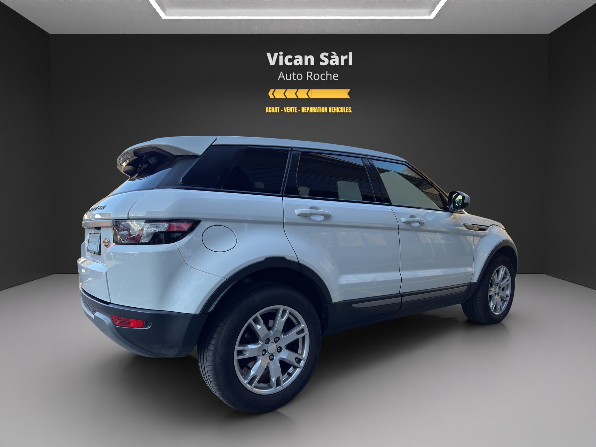 LAND ROVER Range Rover Evoque 2.2 TD4 Pure AT9-image-5