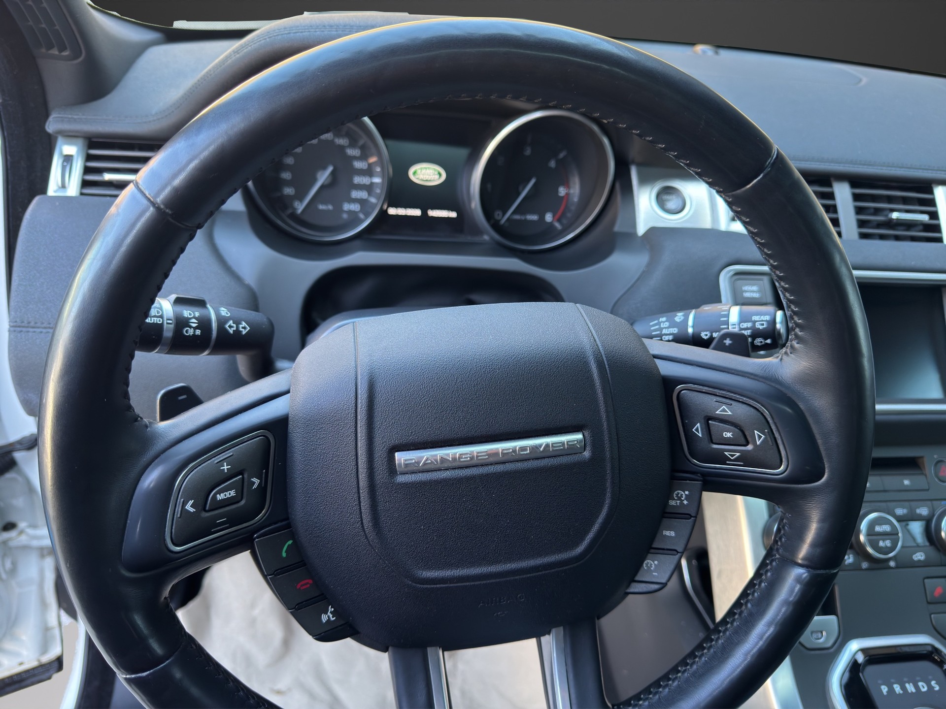 LAND ROVER Range Rover Evoque 2.2 TD4 Pure AT9-image-12