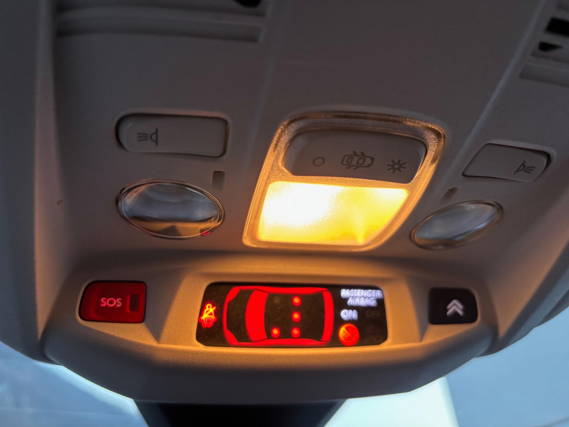 CITROEN C5 Aircross 1.5 BlueHDi Feel-image-14