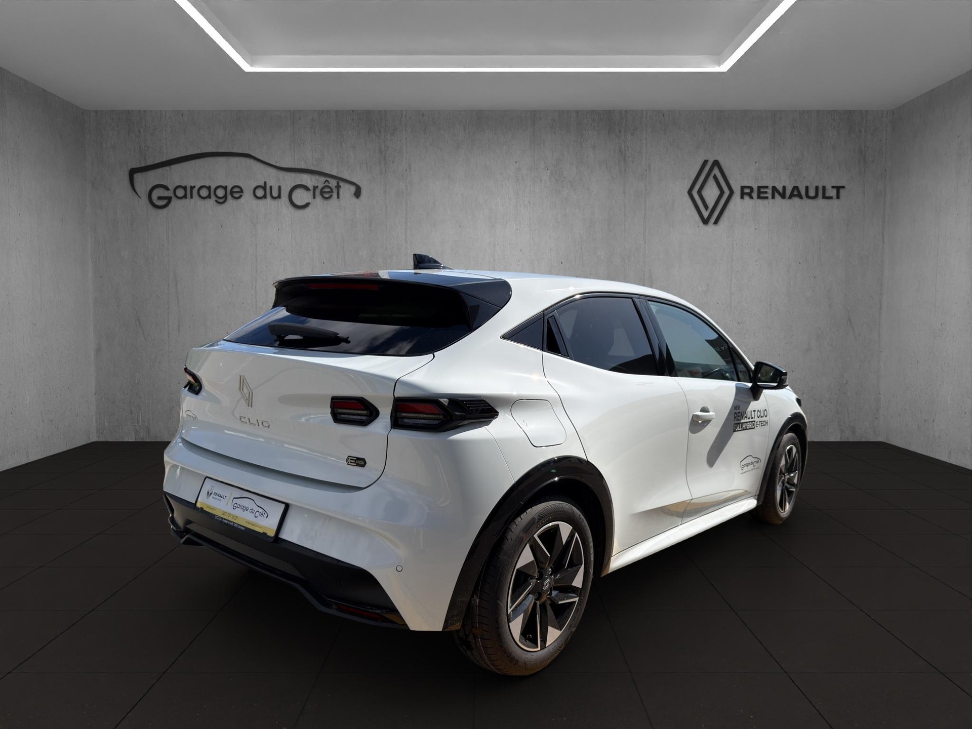 RENAULT Clio 1.8 E-Tech techno-image-4