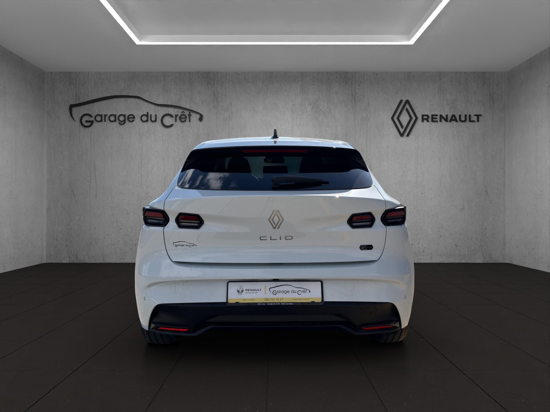 RENAULT Clio 1.8 E-Tech techno-image-3
