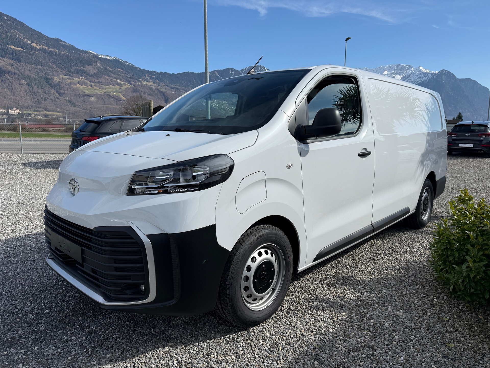 TOYOTA Proace EV 75kWh✅Long L2 Activ✅Adaptiver Tempomat✅-image-3