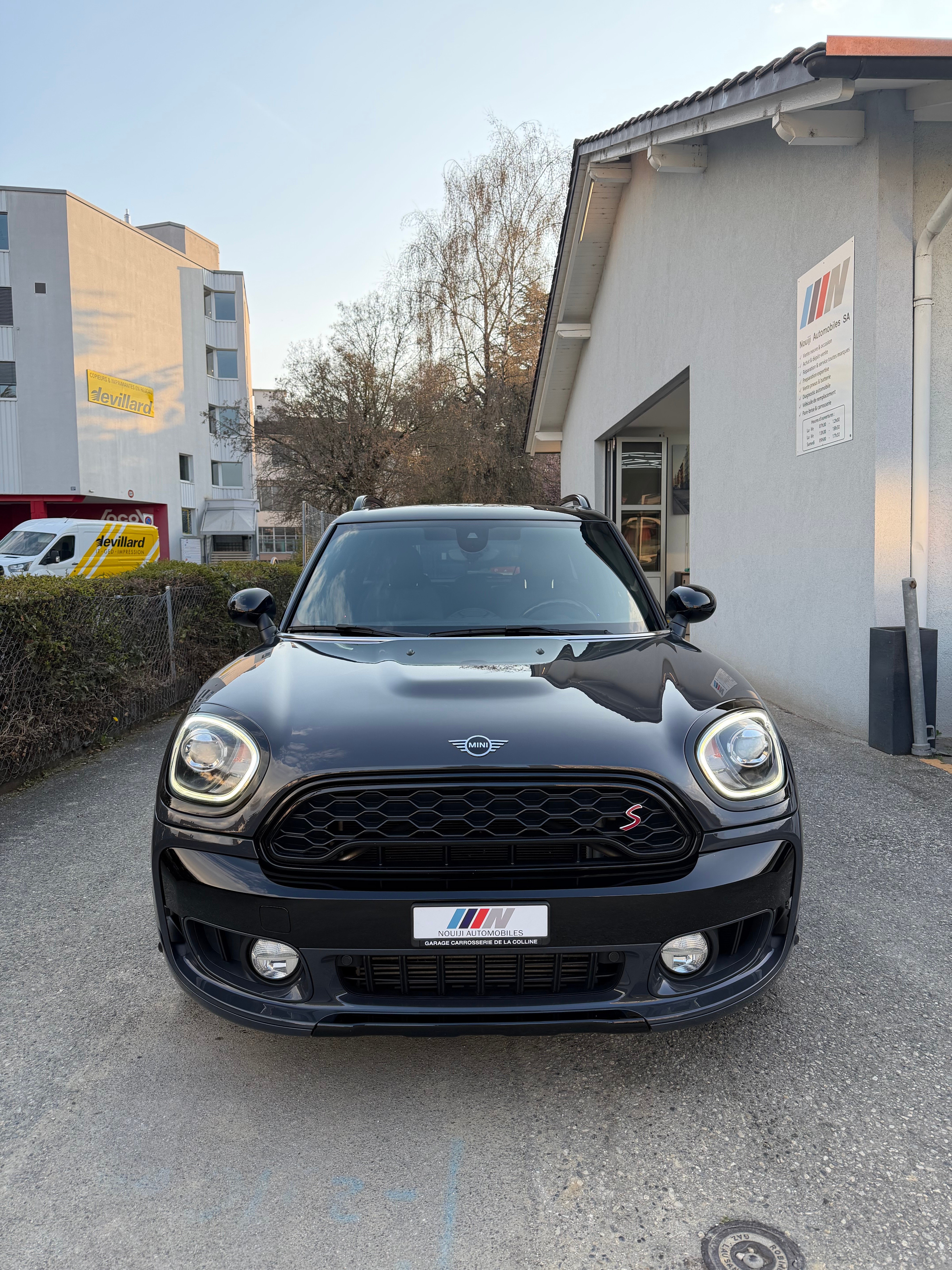 Car photo