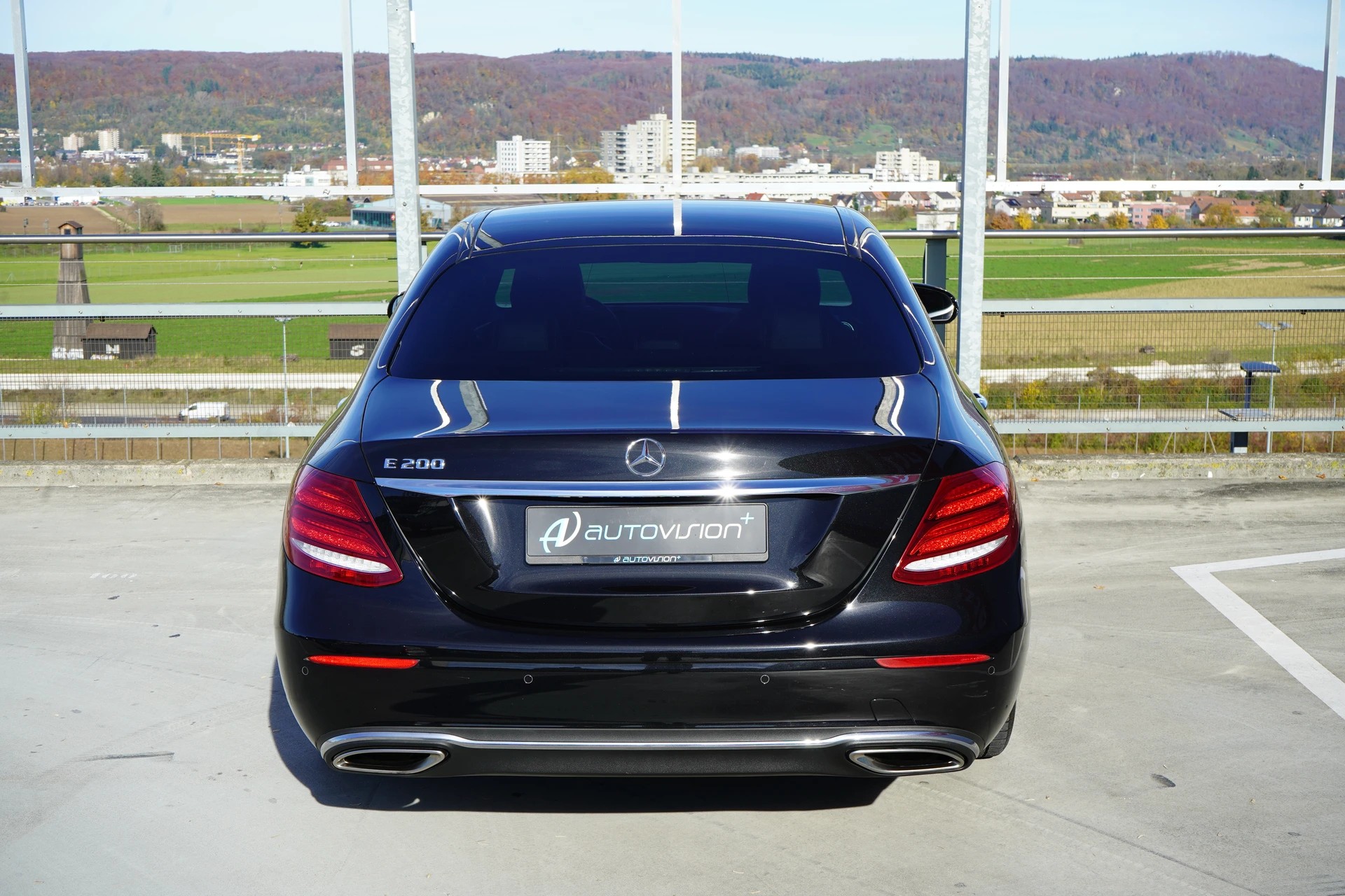 MERCEDES-BENZ E 200 AVANTGARDE 9G-TRONIC l 184 PS-image-14