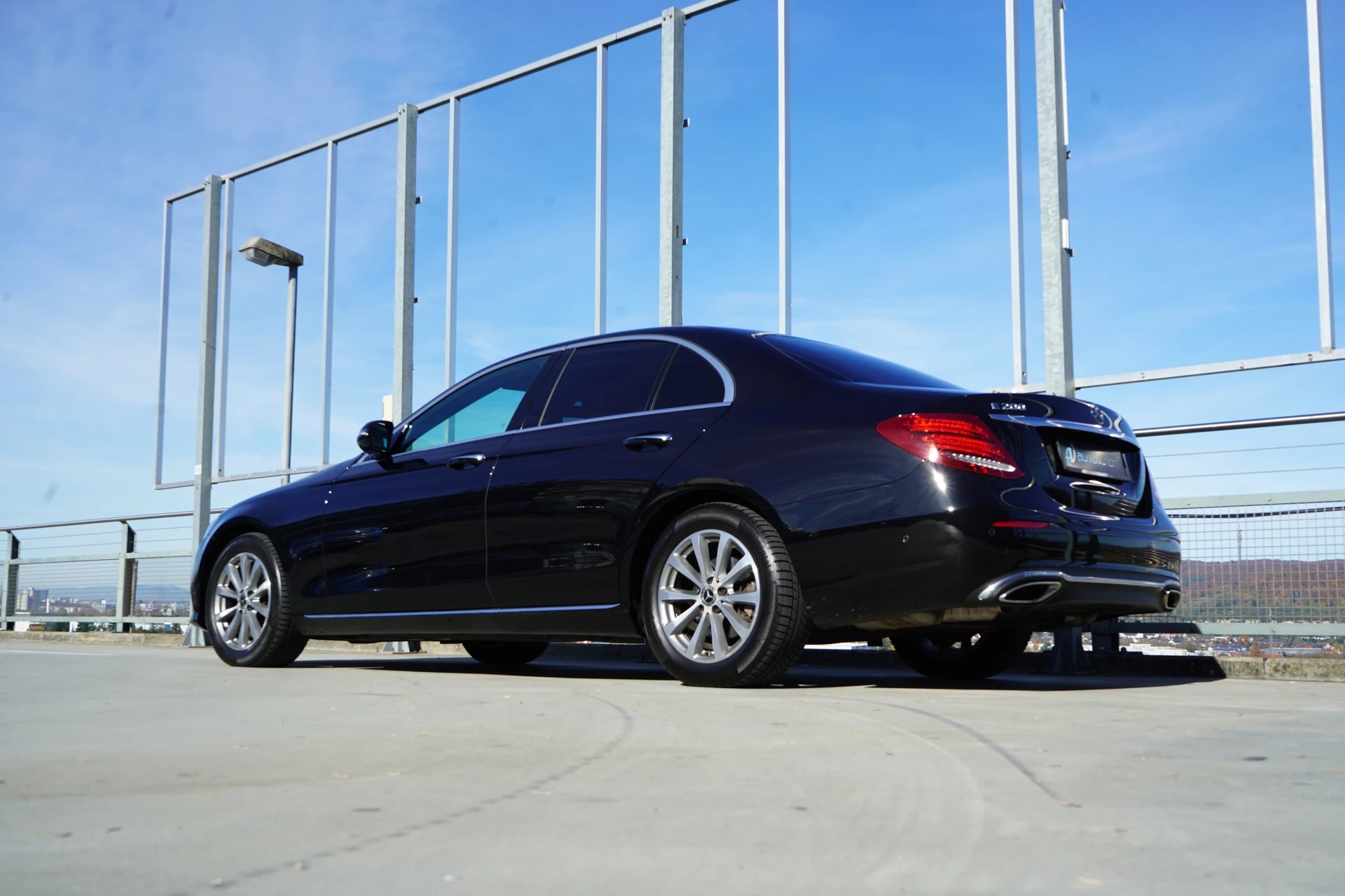 MERCEDES-BENZ E 200 AVANTGARDE 9G-TRONIC l 184 PS-image-6