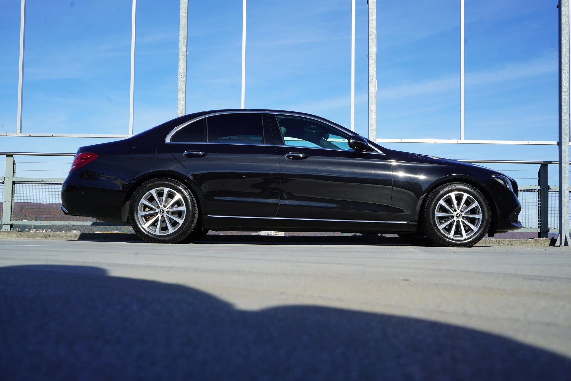 MERCEDES-BENZ E 200 AVANTGARDE 9G-TRONIC l 184 PS-image-0