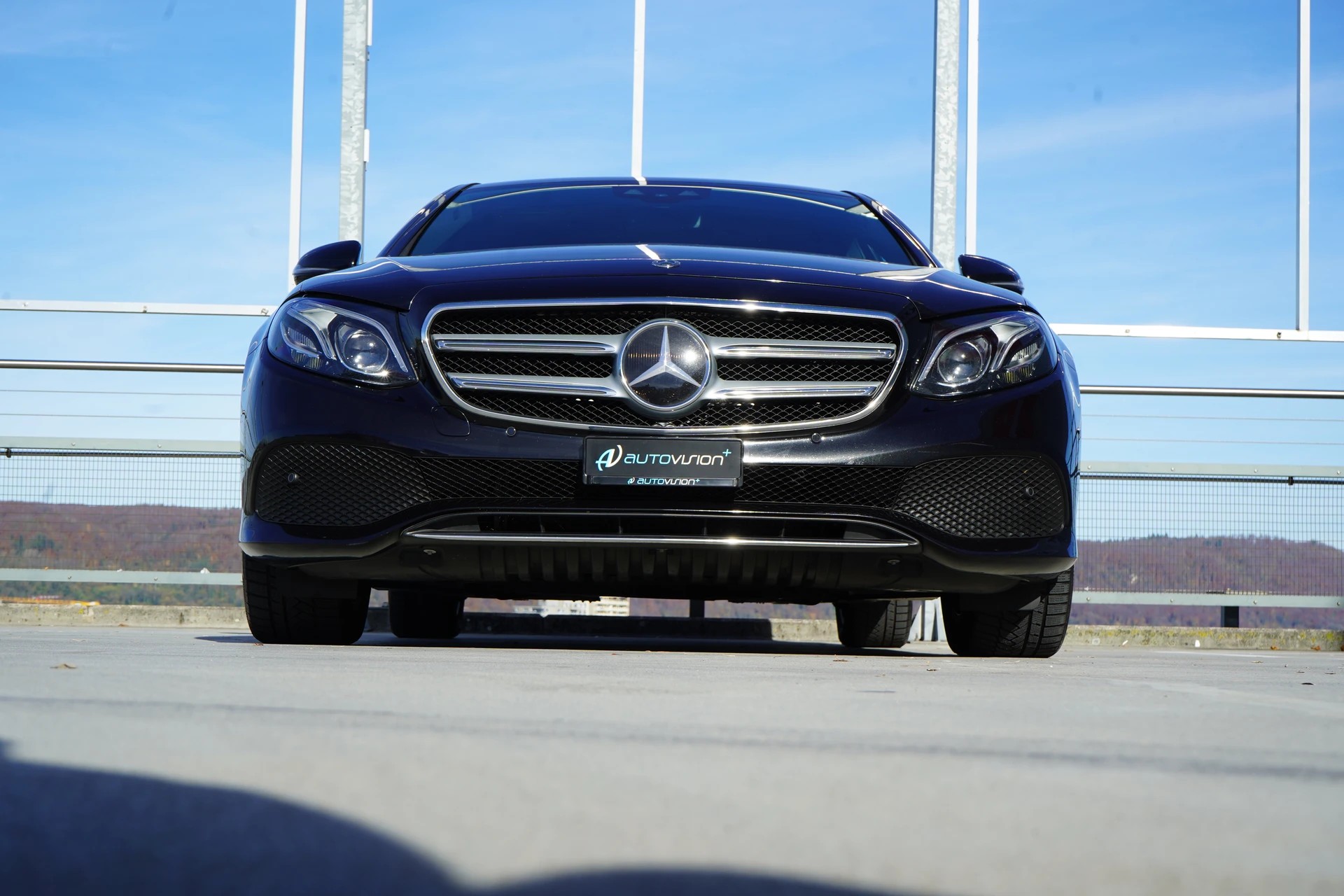 MERCEDES-BENZ E 200 AVANTGARDE 9G-TRONIC l 184 PS-image-13