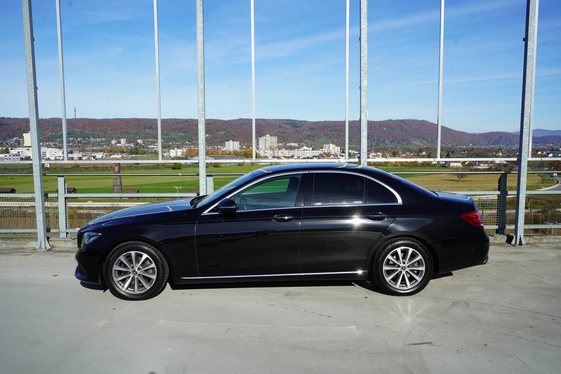 MERCEDES-BENZ E 200 AVANTGARDE 9G-TRONIC l 184 PS-image-5