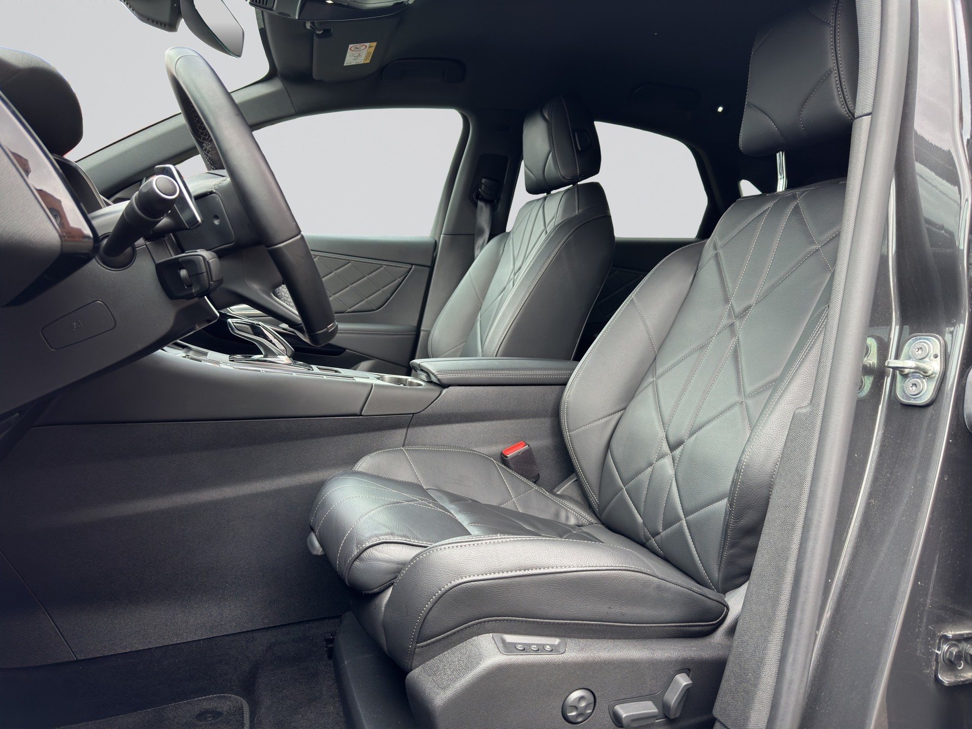 DS AUTOMOBILES DS 7 E-Tense 300 4x4 Rivoli-image-5