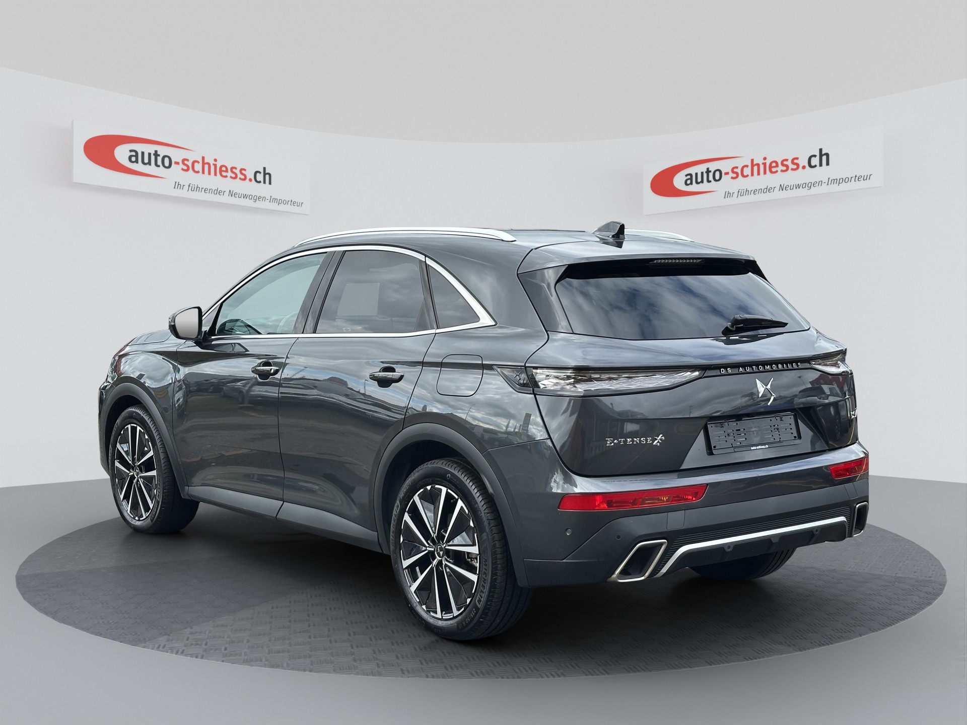 DS AUTOMOBILES DS 7 E-Tense 300 4x4 Rivoli-image-2