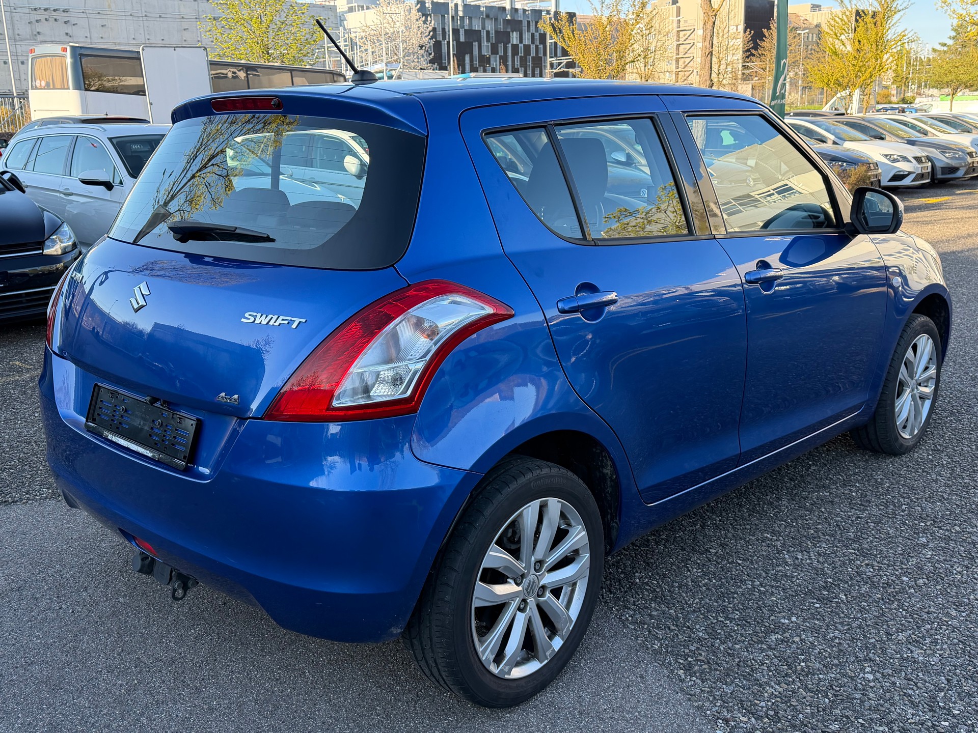 SUZUKI Swift 1.2i 16V Compact Top 4x4-image-4