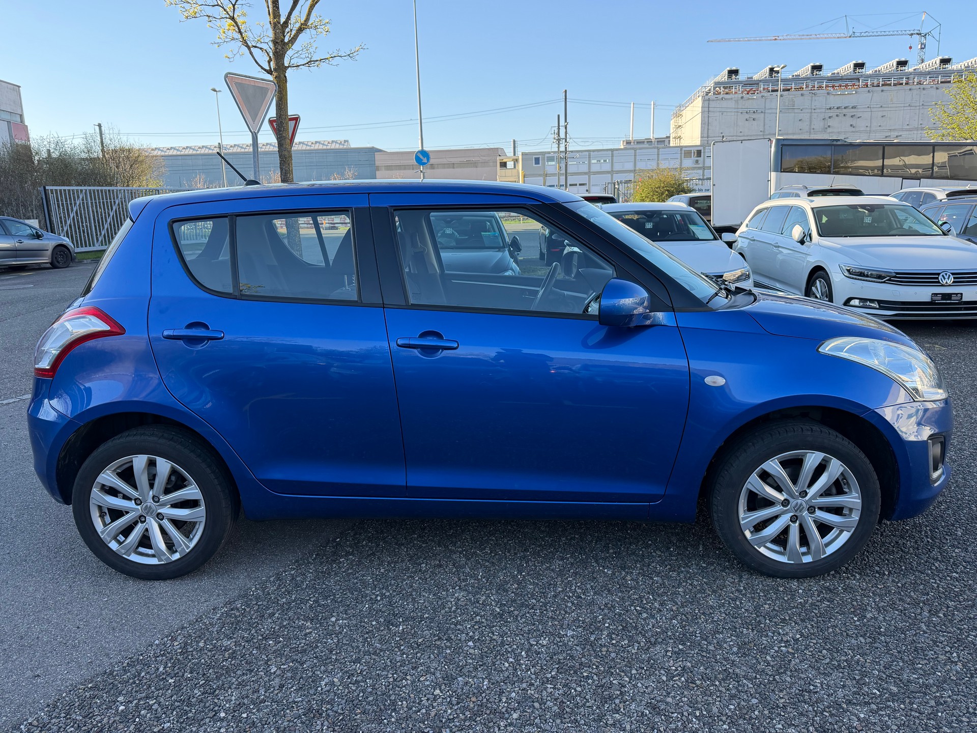 SUZUKI Swift 1.2i 16V Compact Top 4x4-image-3