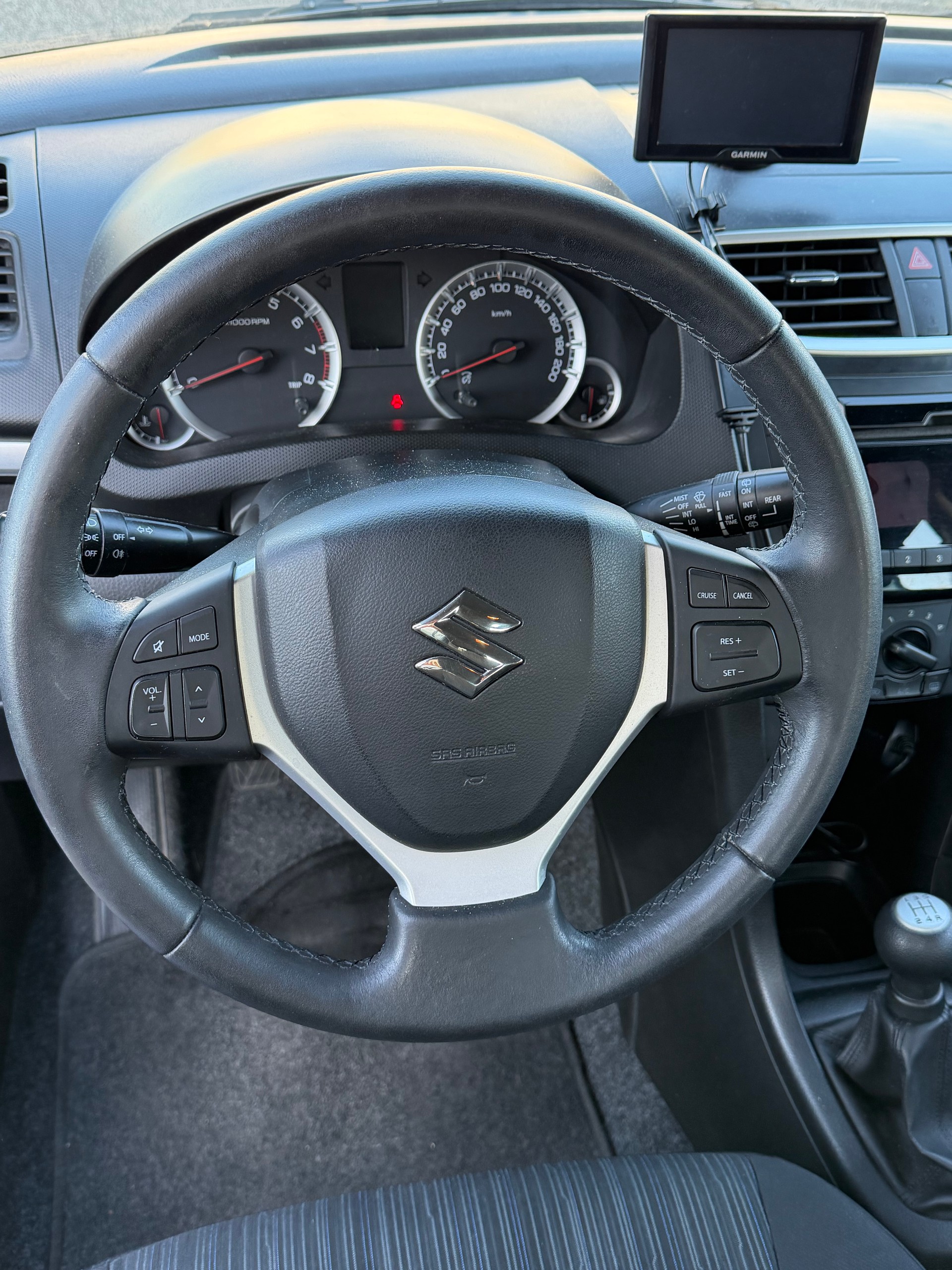SUZUKI Swift 1.2i 16V Compact Top 4x4-image-14