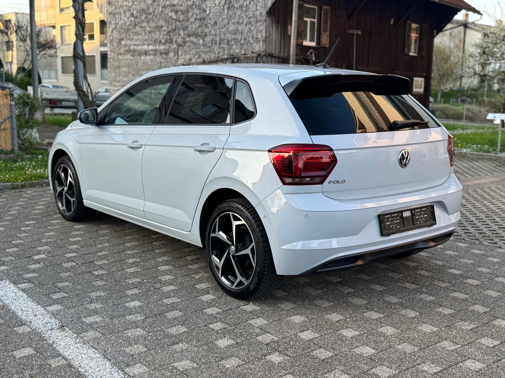 VW Polo 1.0 TSI BMT Highline DSG-image-6