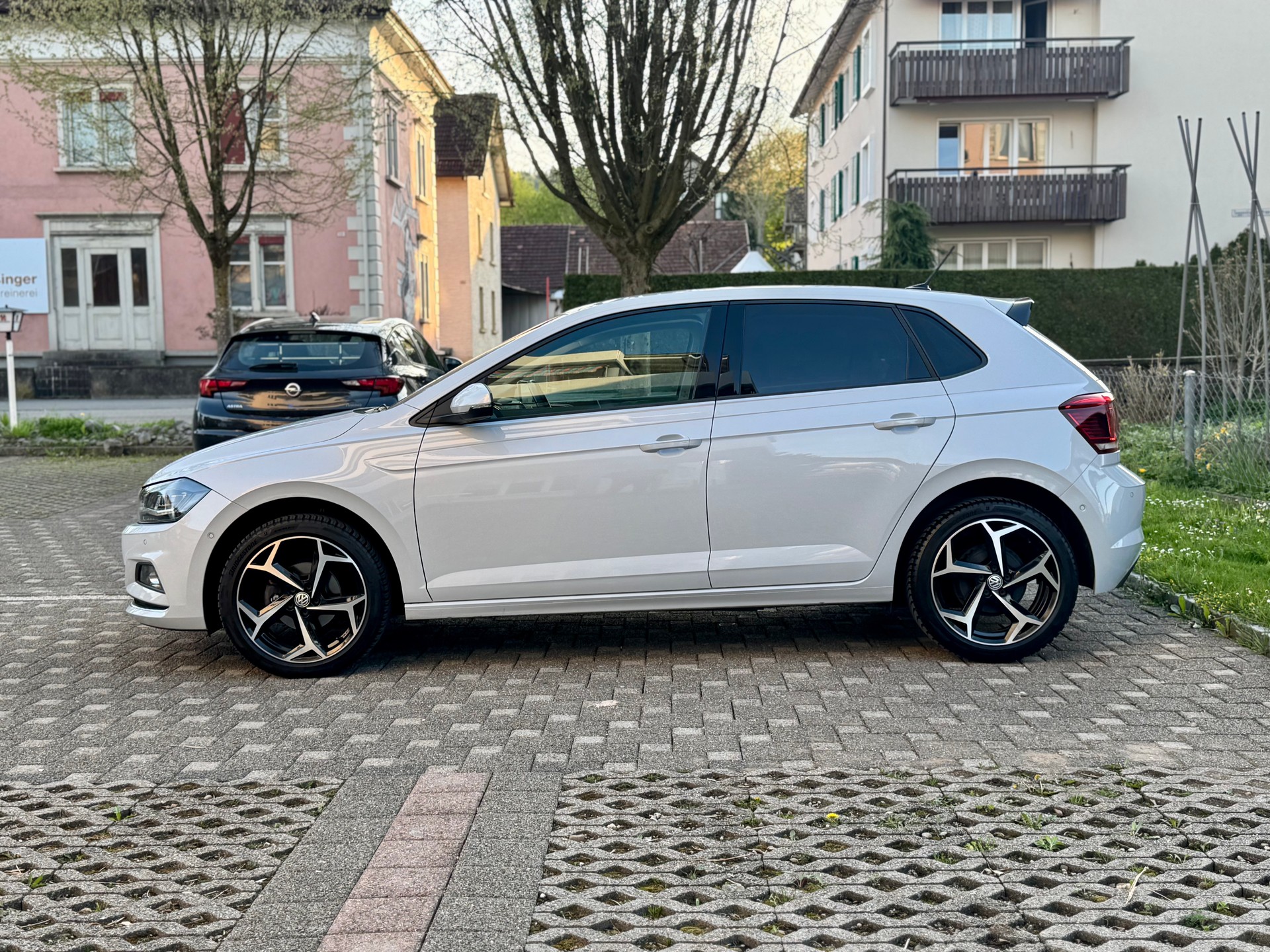 VW Polo 1.0 TSI BMT Highline DSG-image-7
